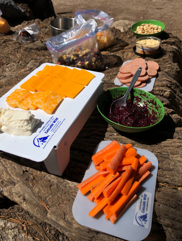 A table with food on it

Description automatically generated